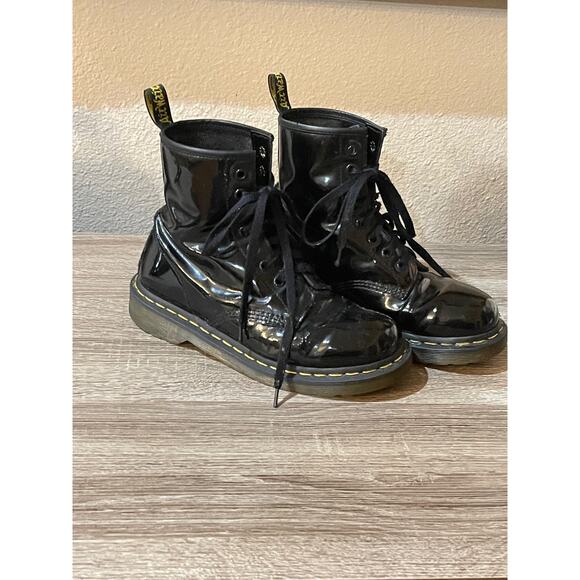 Leather Dr Martens 1460 patent leather lace up boots size 7 - Picture 3 of 10